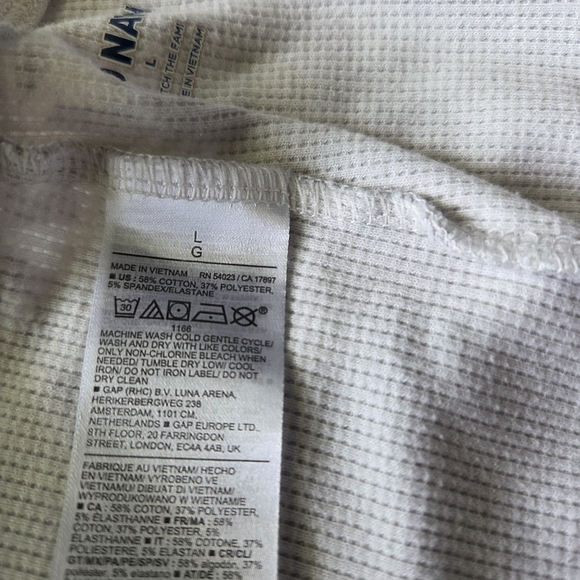 Old Navy Womens Gray Snowflake Pajama Bottoms - Picture 5 of 6